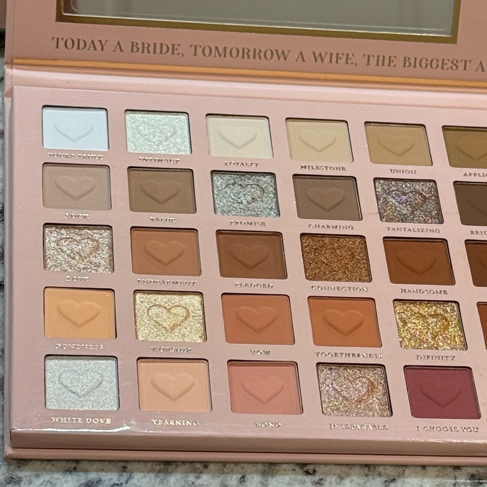 P Louise Wedding Wish XL Eyeshadow Palette. New in Box. Stunning palette!!! - Picture 6 of 15